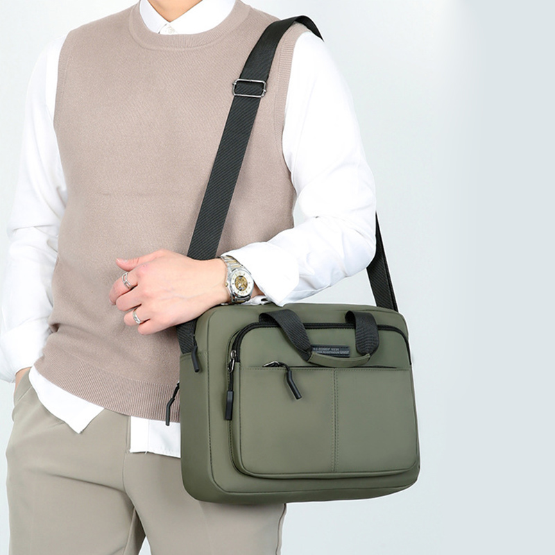 Valigetta di grande capacità E - Laptop Accessories Essential recensione e prezzo