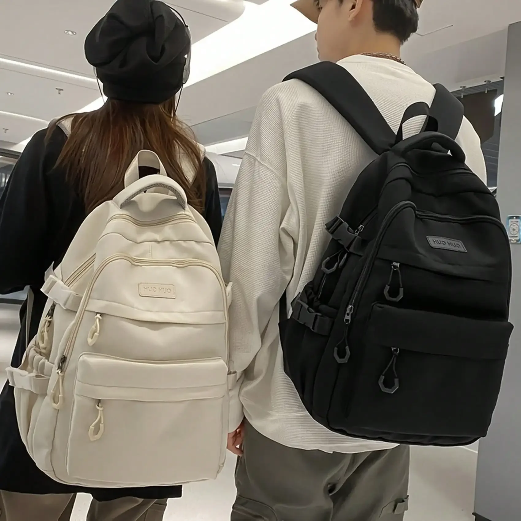 Zaino Casual Leggero e Capient - Laptop Accessories Essential recensione e prezzo