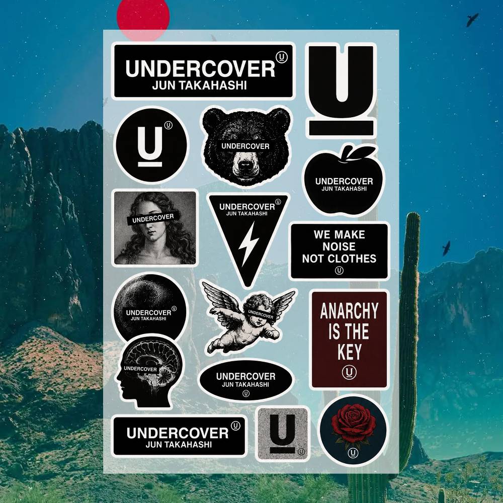 Adesivi UN-DERCOVER per Moto,  - Laptop Accessories Wallpaper recensione e prezzo